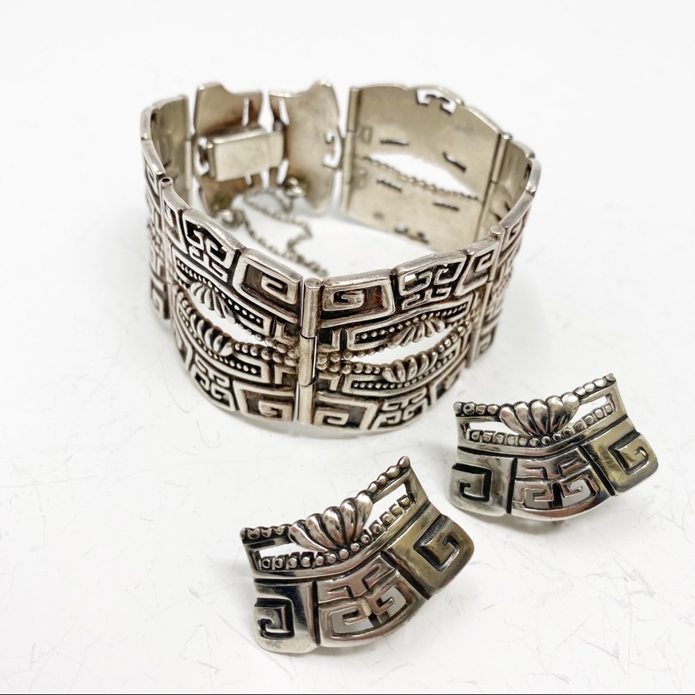 104 Margot de Taxco Mexican bracelet and earrings